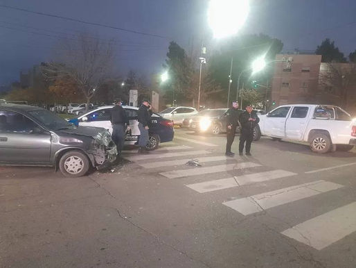 Fuerte choque en Avenida Argentina y Leloir