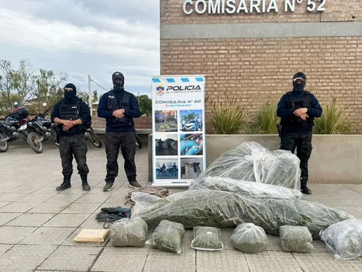 Secuestran drogas, un arma y elementos robados en dos allanamientos