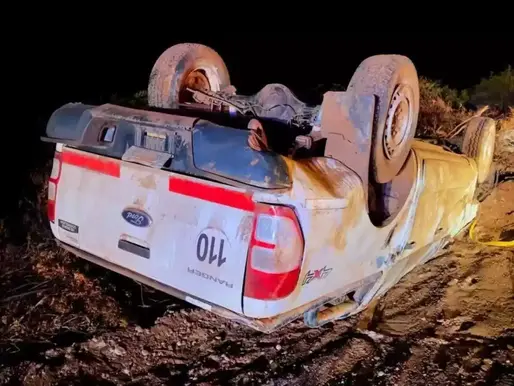 Tres heridos tras el vuelco de una camioneta sobre la Ruta Provincial 6