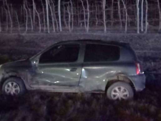 Giró en U y causó un vuelco en Ruta 22 cerca de Roca