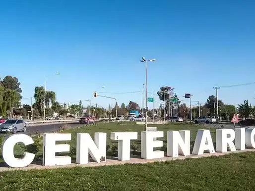 Centenario: Se cayó un arco en pleno partido infantil y las familias denuncian falta de seguridad estructural