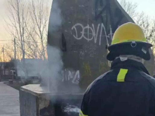 Polémico: quisieron prender fuego el monumento a Eva Perón en Centenario