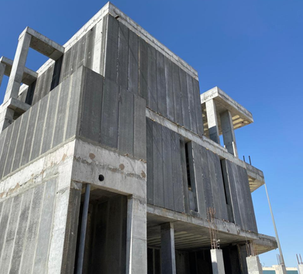 Installation of ORAK Precast walls and slabs in a private housing villa in Riyadh.