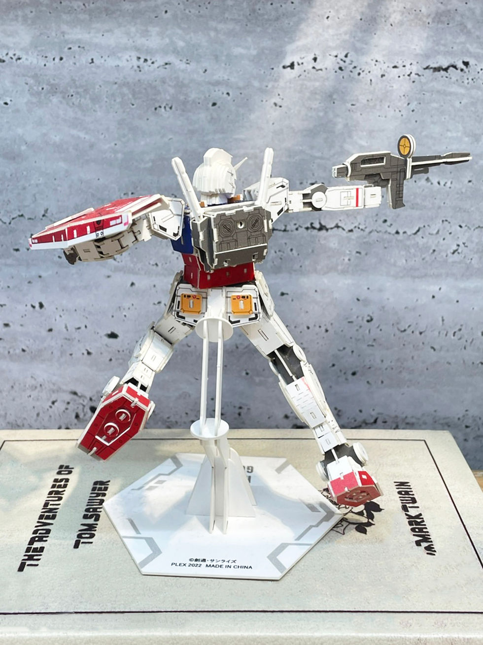 サムネイル： RX-78-2 ガンダム