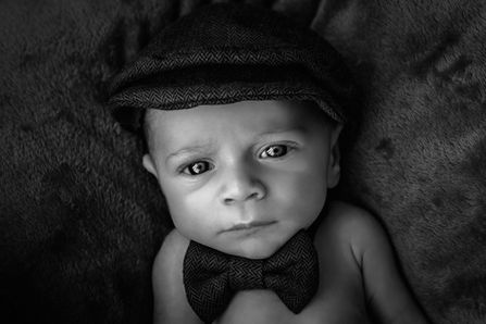 baba fotózás, fekete fehér fotózás, portré fotózás