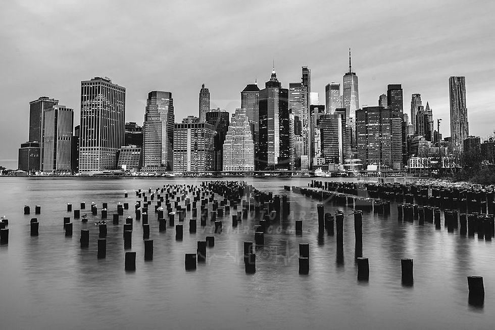 Indexkép: Monochrome Manhattan - NYC Skyline & Old Pier Photography Print