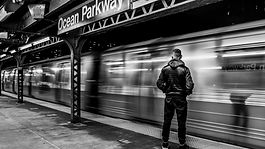 Street Photography
121 clicks Magazine
https://121clicks.com/inspirations/gurushots-street-photography-photo-challenge