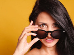 LOS LENTES DE SOL CON MÁS ESTILO EN VERANO