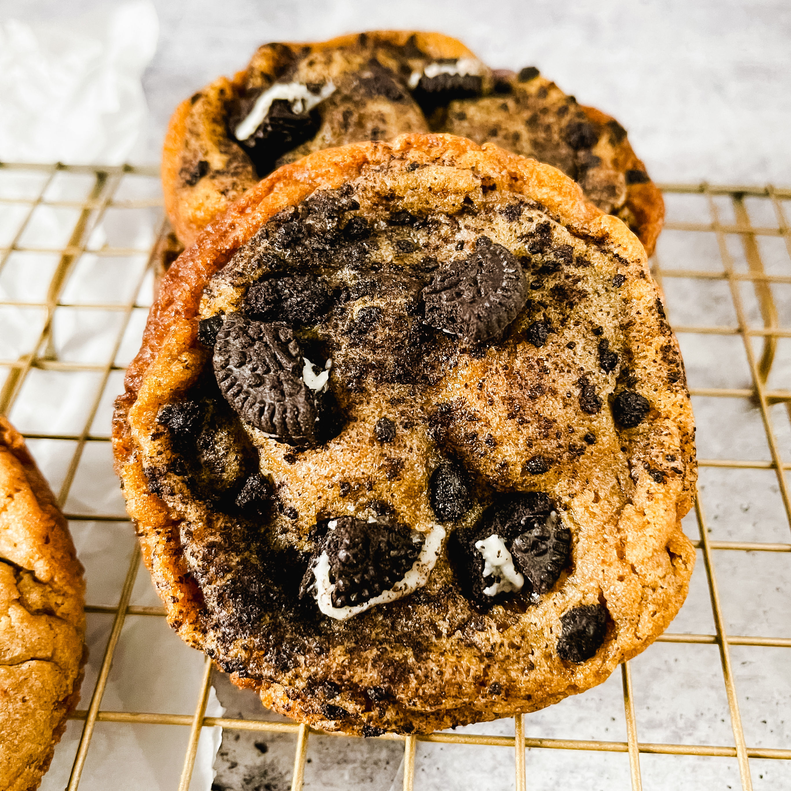 Cookies & Cream Cookie