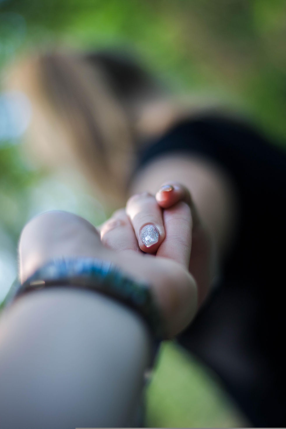 Trauma relationnel et couple : pourquoi on réagit si fort avec celui qu'on aime