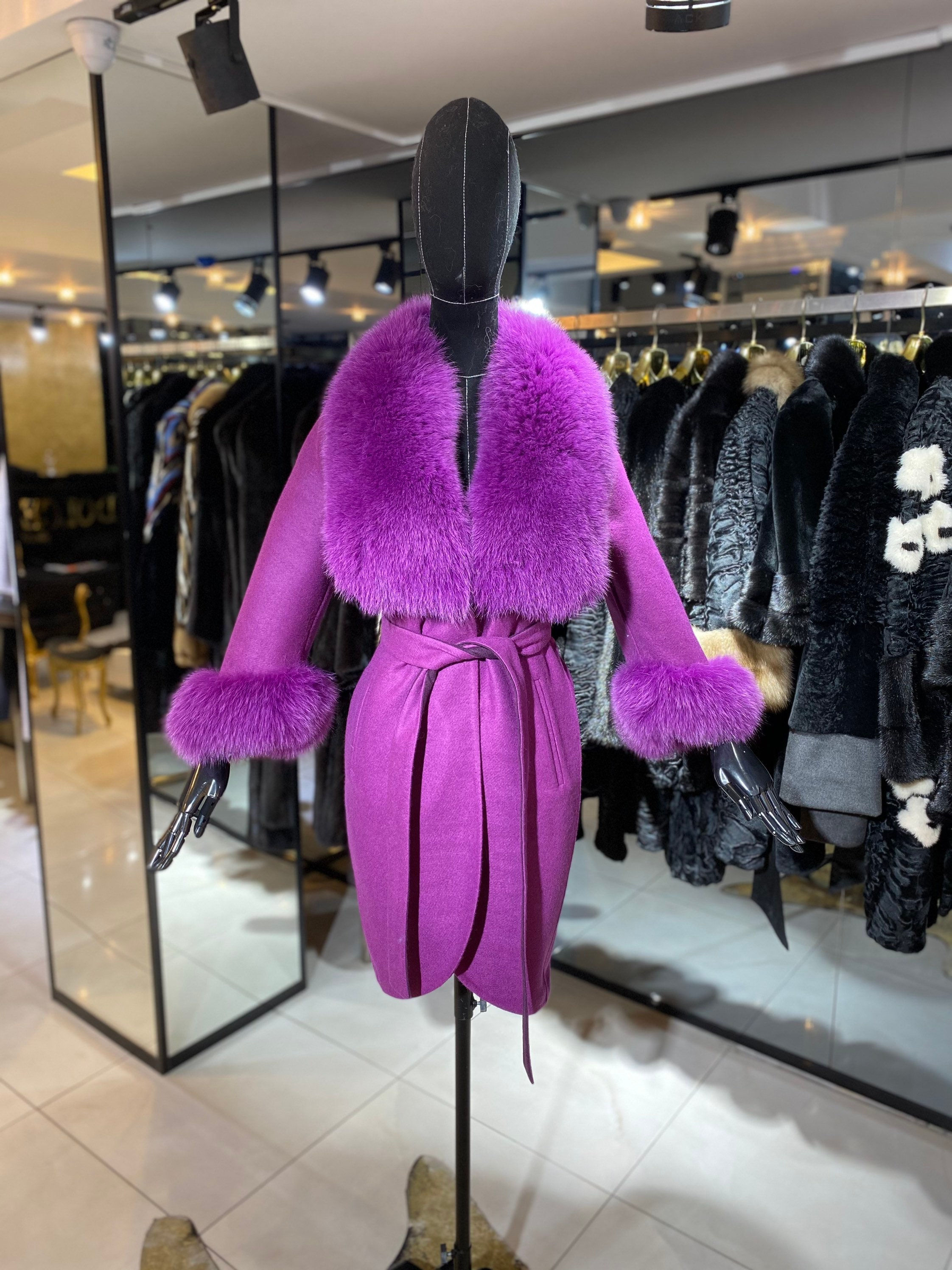 Cashmere, Wool, Alpaca mixed Fabric Woman Fur Coat with Real Fur Coat Woman’s Lo