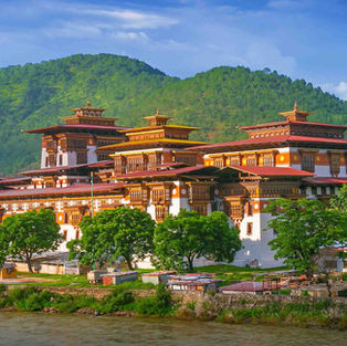 A magnificent monastery situated alongside the beautiful Pho Chhu river. Known for its gigantic stone walls and intricate woodcarvings, it is considered one of the most beautiful dzongs in Bhutan.