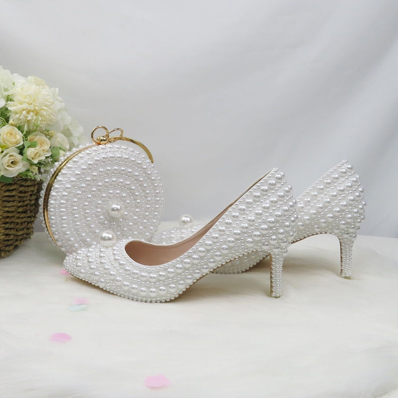 Thumbnail: White Beads Pearl Women Wedding Shoes