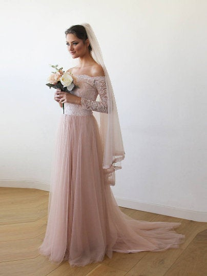 Thumbnail: Blush Wedding Veil  #4015