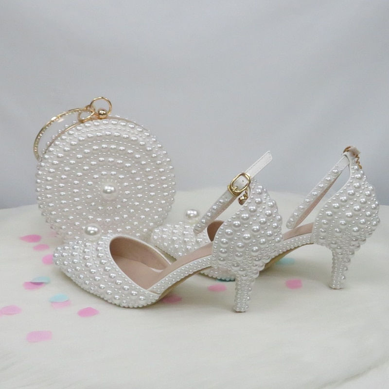 Thumbnail: White Beads Pearl Women Wedding Shoes