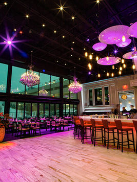 Luxury Delicious Bar and Restaurants near by