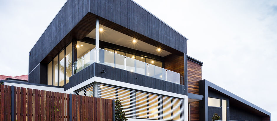Top 5 Signs Your Home Needs Professional Pressure Washing