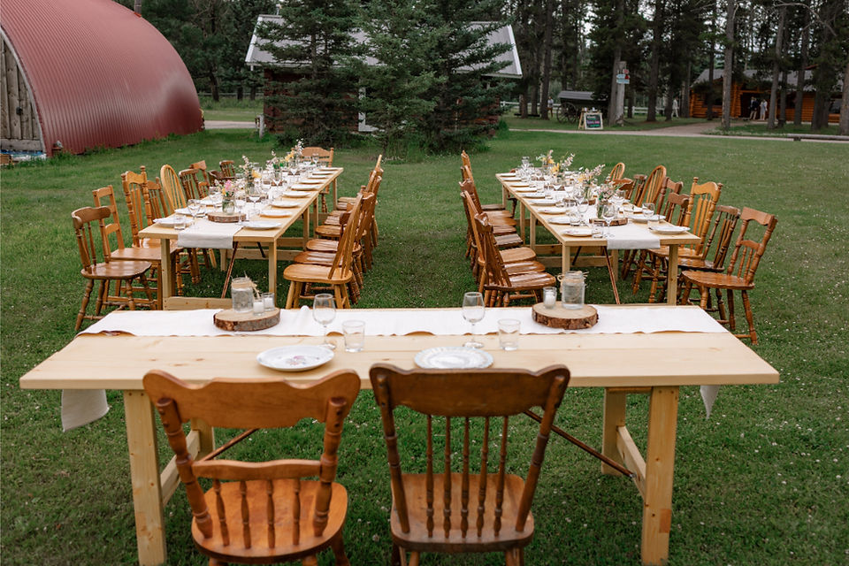 tables cape at Bragg Creek wedding 