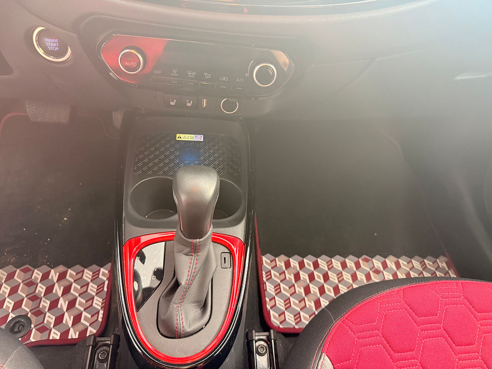 Miniatura: TOYOTA AYGO X S-CVT 72CV UNDERCOVER  AUTOMATICA