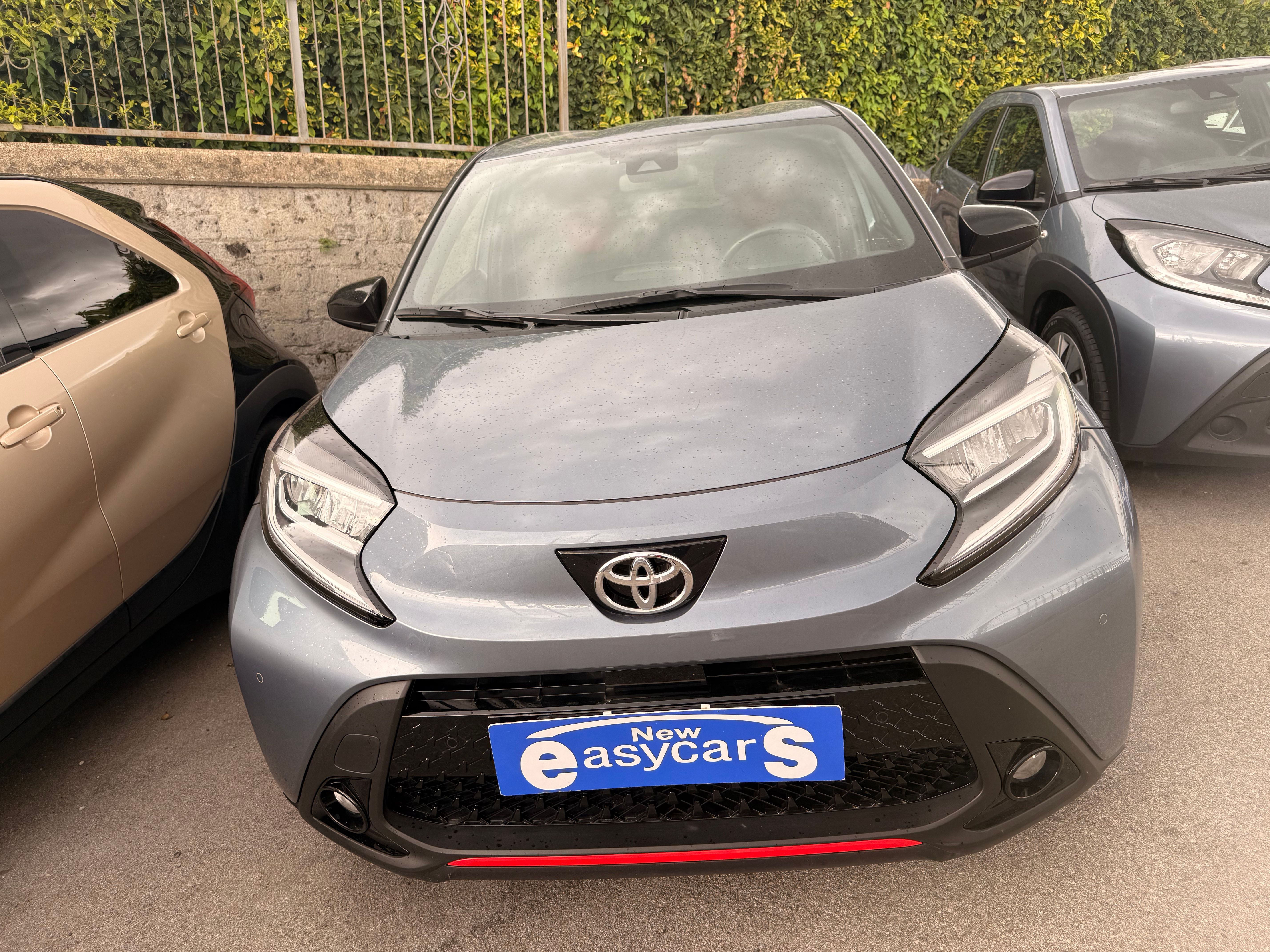 TOYOTA AYGO X S-CVT 72CV UNDERCOVER  AUTOMATICA