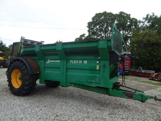 Samson FLEX 111. 16 Ton Rear Discharge Spreader.
