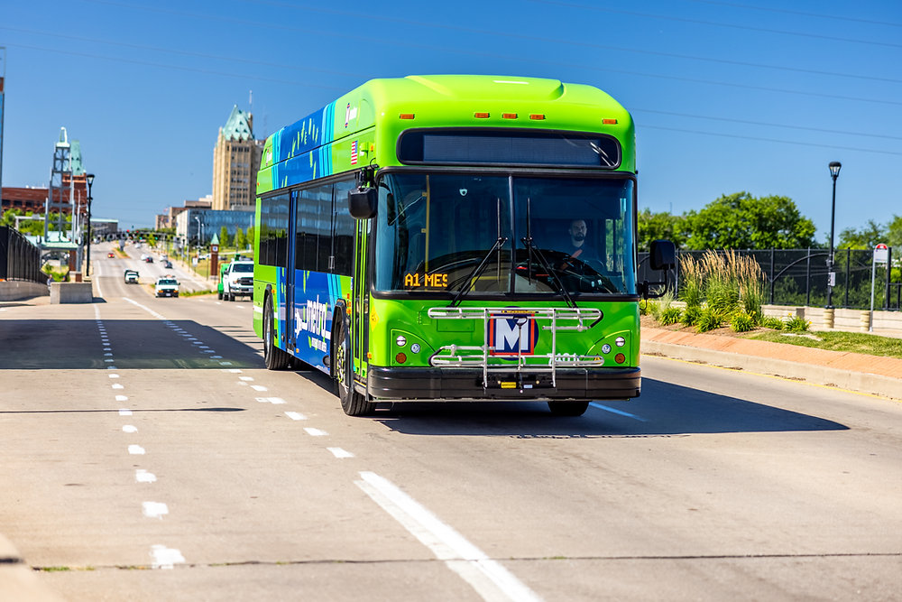 St. Louis Metro’s electric bus fleet grows with six GILLIG buses