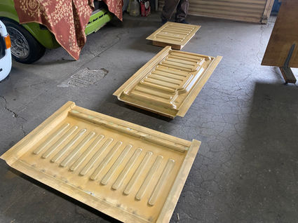 エンジンフード