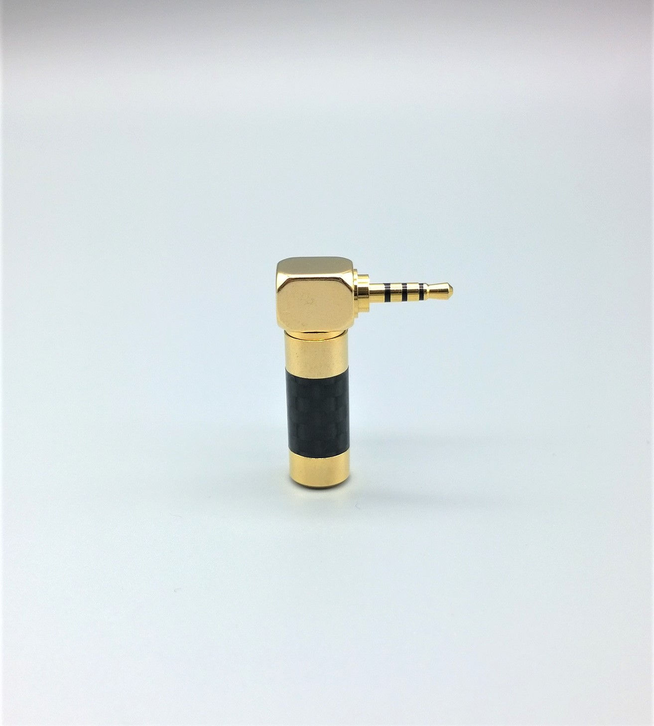 2.5mm TRRS angled black and gold