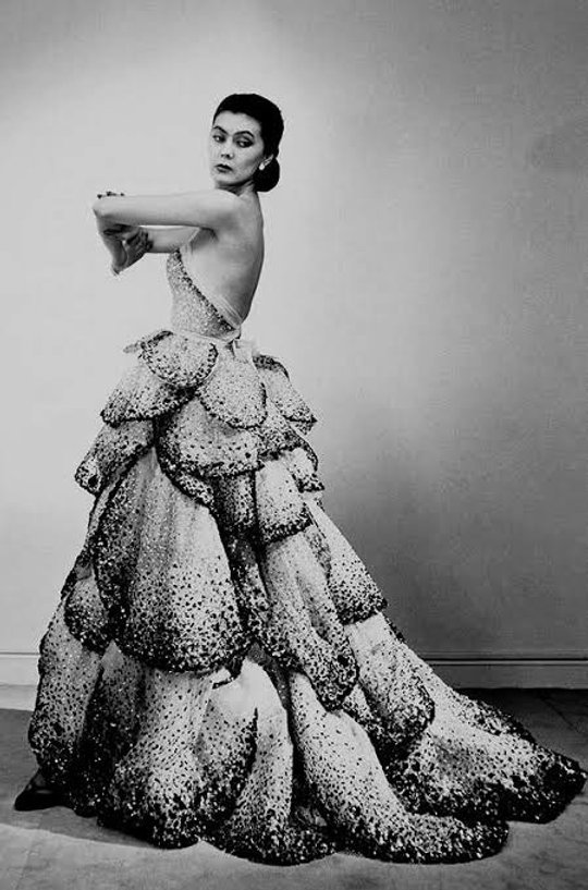 DIOR 1947 | 1957