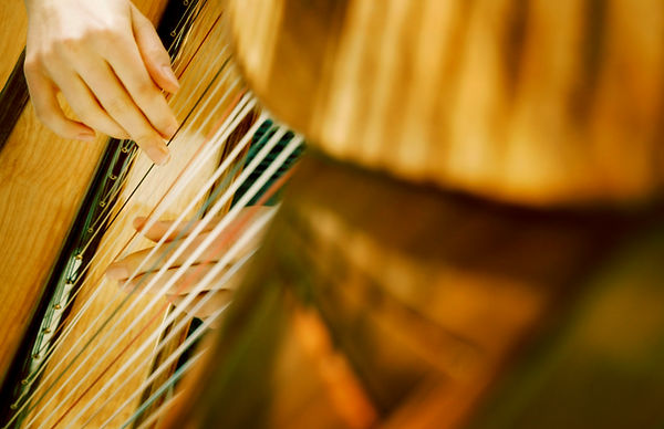 jouer harpe