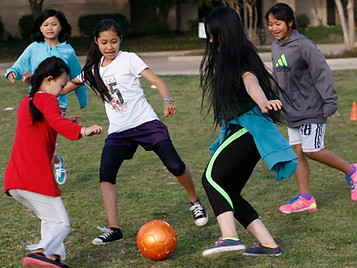 soccer-girls.jpg