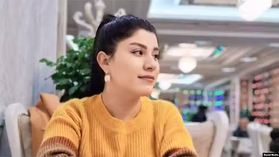 Rukhshona Hakimova