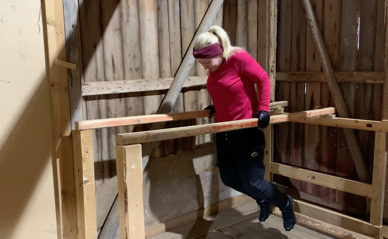 Girls Calisthenics Training