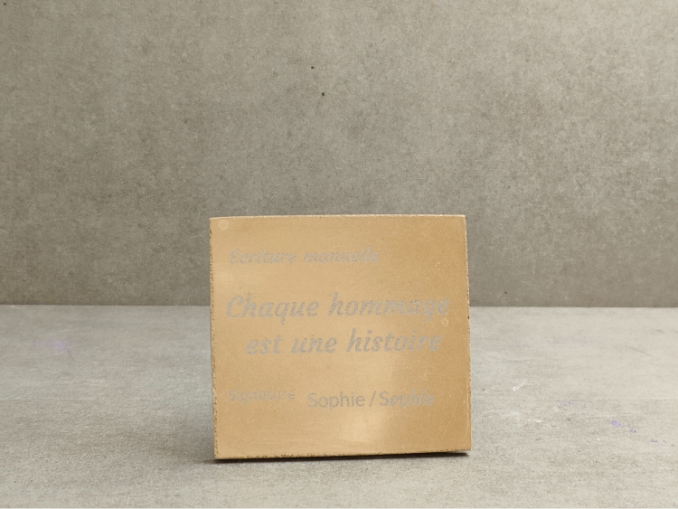 Miniature : Galet Funéraire Statuette Chat Endormi