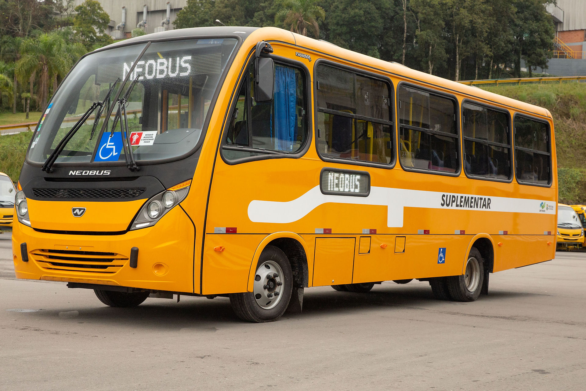 Neobus Thunder + BHTrans_2
