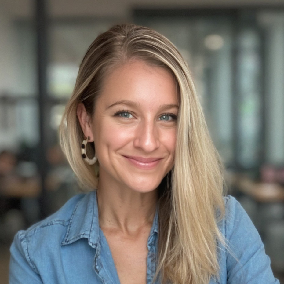 
Shea Pastorino, a female neurodiversity, adhd, autism and executive function coach at Coaching Executive Function. 