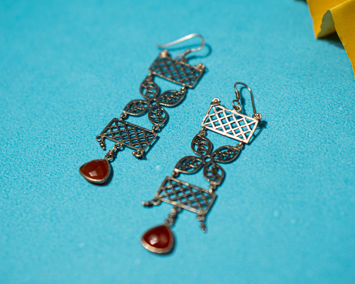 Sanatkada - Carnelian Jali Earring