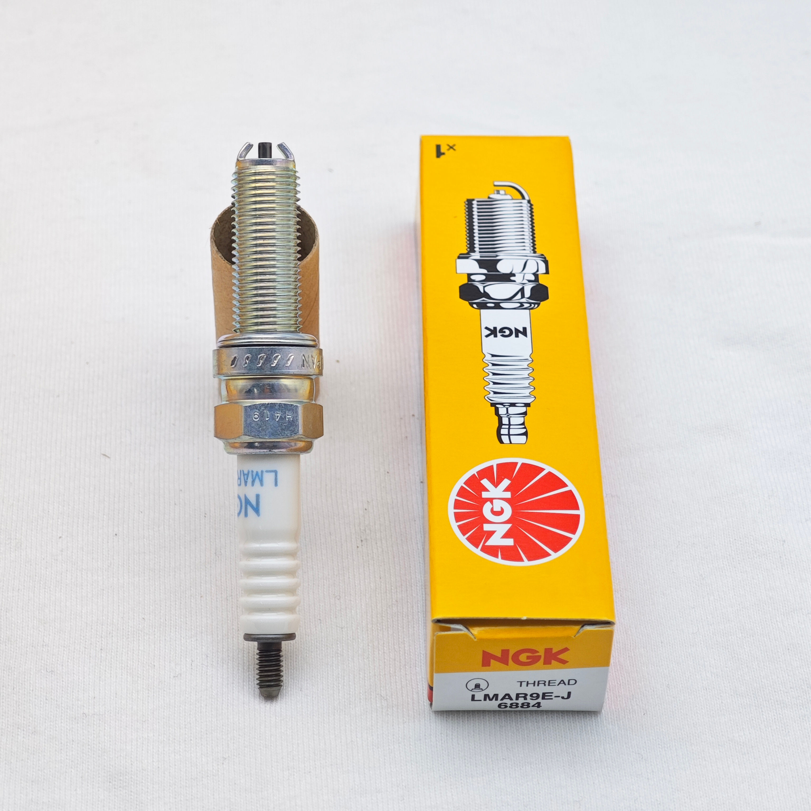 Bujía NGK LMAR9E-J