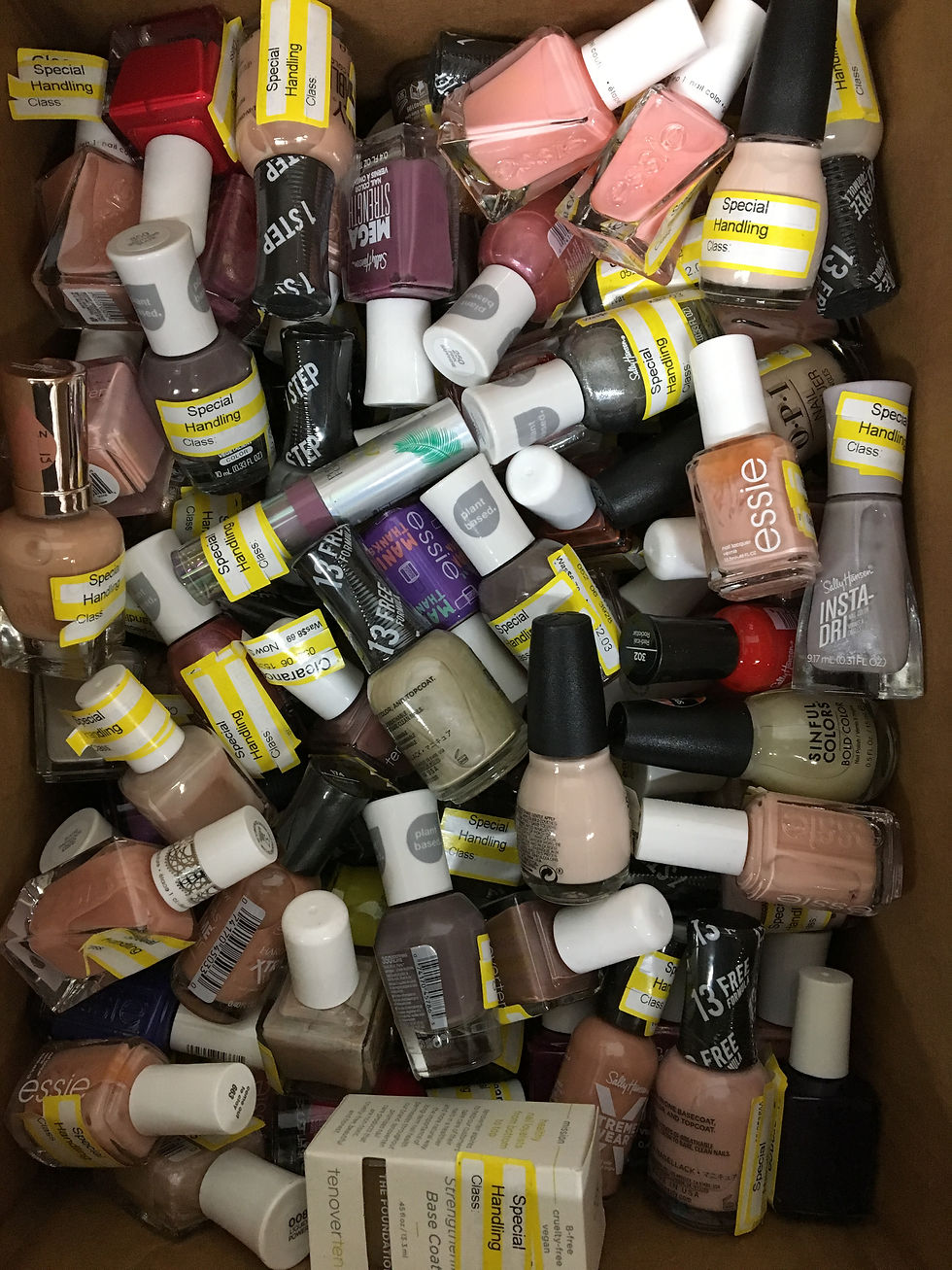 Thumbnail: Great Case Lot Of Nail Polish - 200 Units - Shelf Pulls - Lots Of Great Brands!