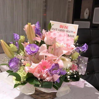 開店祝いのお花が届きました♡
