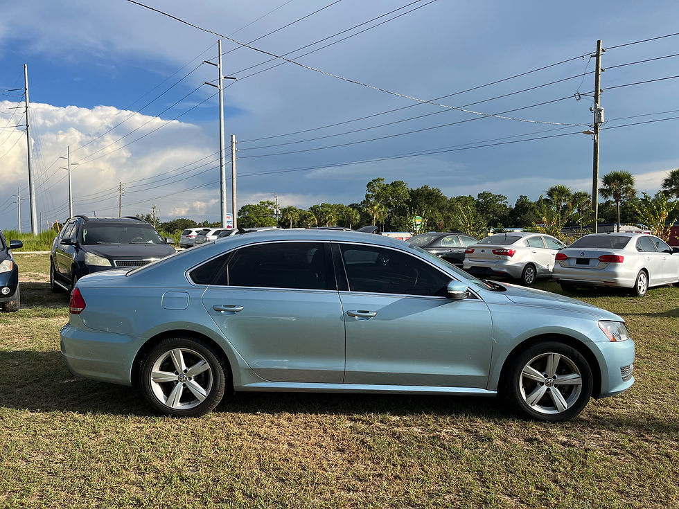 Miniatura: 2013 Volkswagen Passat SE (SOLD)