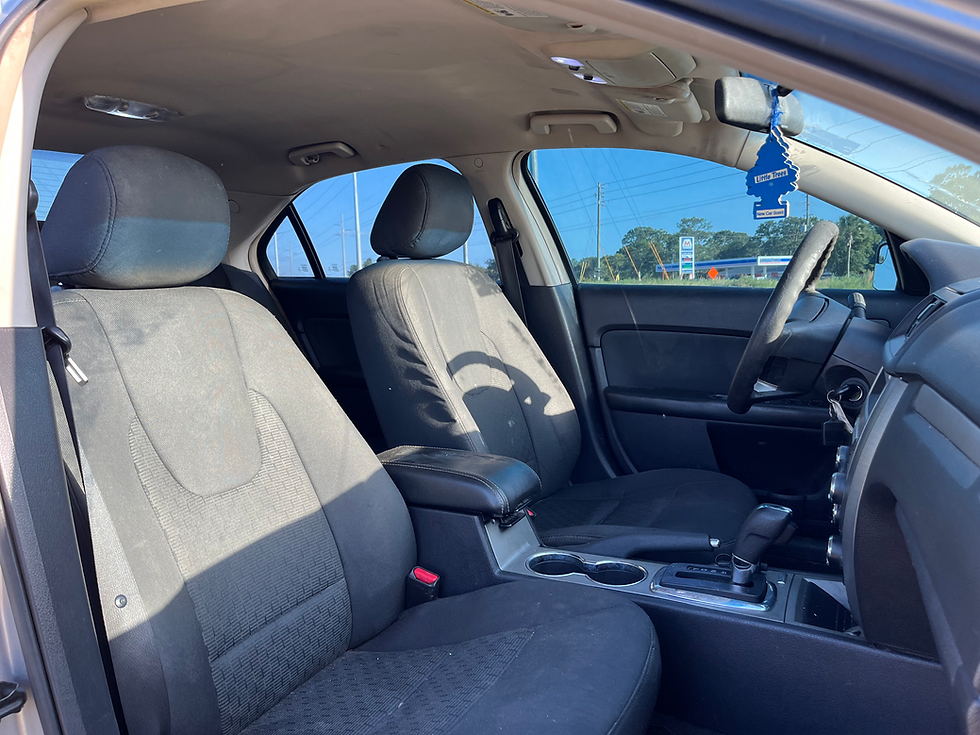 Thumbnail: 2012 Ford Fusion SE