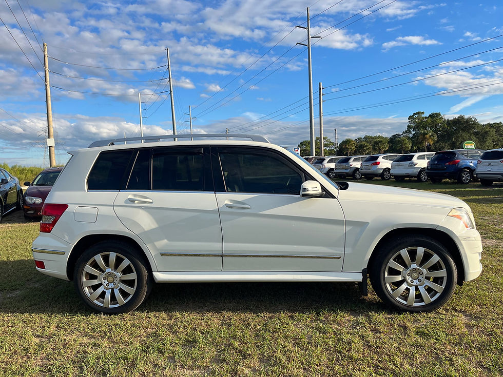 Miniatura: 2010 Mercedes-Benz GLK 350