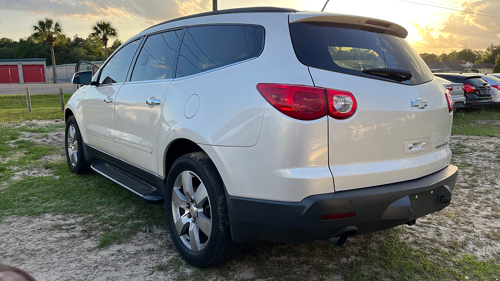 Miniatura: 2011 Chevrolet Traverse LTZ (SOLD)