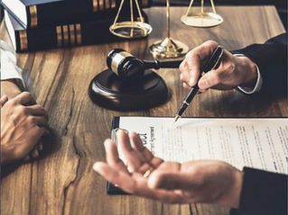 Droit privé vs droit public : comment choisir ?