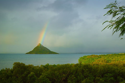 Rainbow over the Diego Bay Sugarloaf, Ma