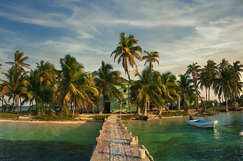 Carrie Bow Cay Research Station, Belize