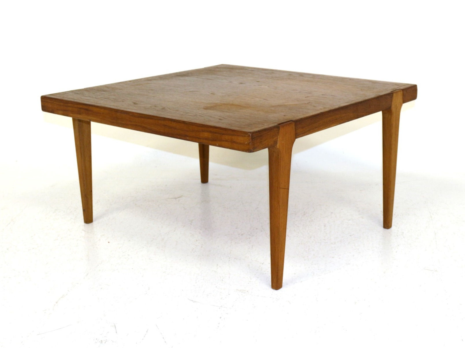 Table basse en chêne, Suède, 1960