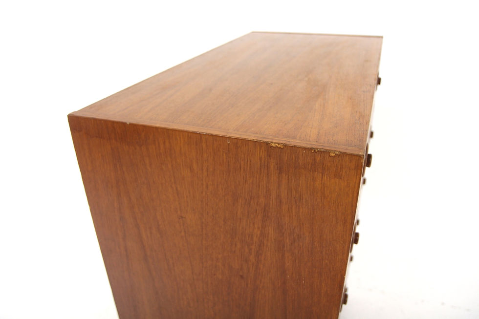 Miniature : Commode scandinave "tallboy" en teck, Suède, 1960
