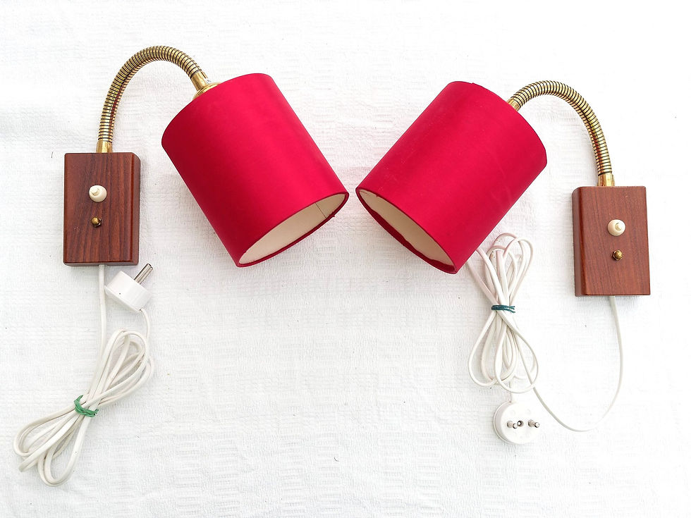 Set de 2 appliques en teck, Ringus, Suède, 1960